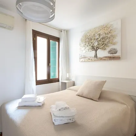 Apartamento Palazzina San Polo 2151 *